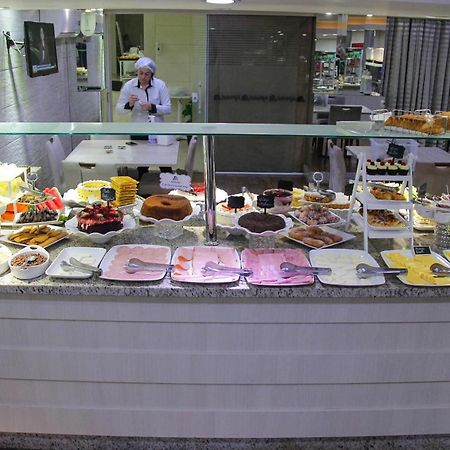 Aj Hotel Chapeco - Facil Acesso Patio Shopping E Rotula Da Bandeira Екстер'єр фото